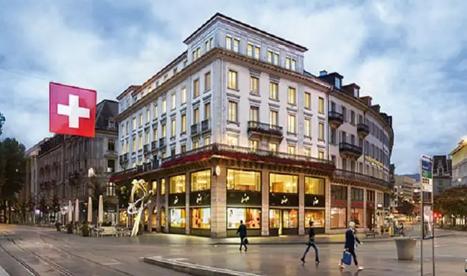 Café da Manhã na Confiserie Sprüngli, Paradeplatz