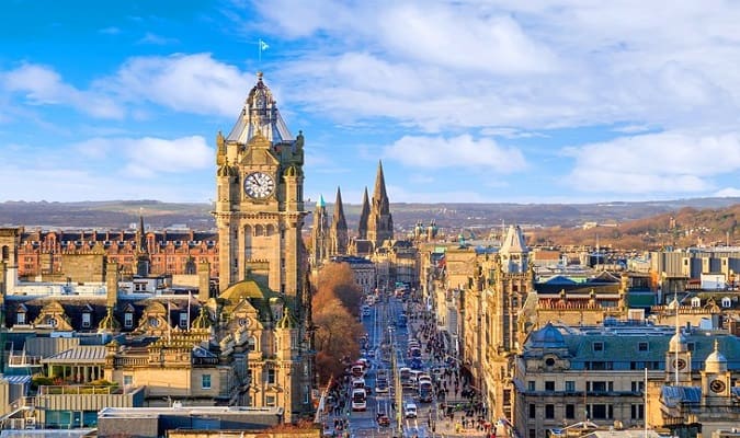 Edinburgh, segunda maior cidade da Escócia