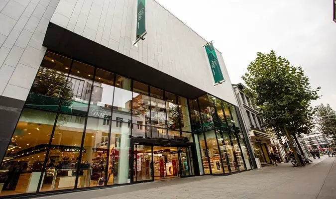 Lojas de Departamento na Bélgica: Galeria Inno