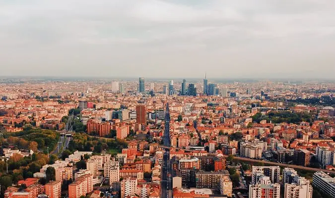 Trecho Paris – Milão