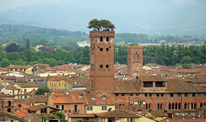 Tour a Lucca e Pisa